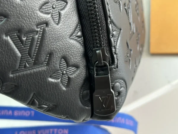 LV Rush Monogram 黑色壓花腰包 -M47058：圖片 9