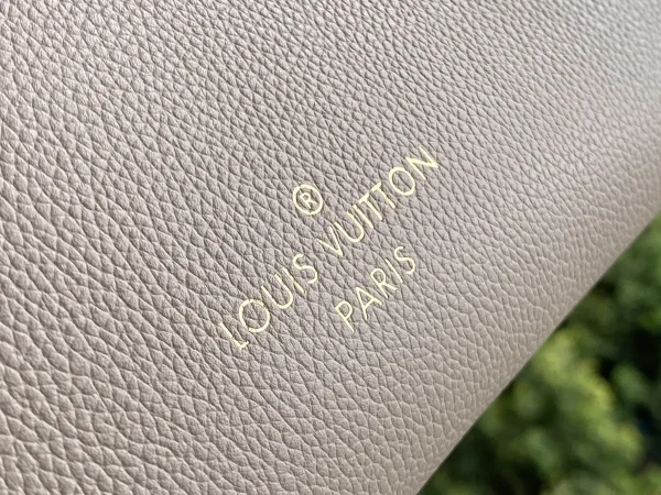 LV On My Side PM Monogram 手拿手提包包-M57729：圖片 9