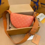 LV LV Moon 男士橙色印花斜揹包-M31029：圖片 3