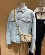 LV Mini Soft Trunk Monogram 盒子 男女通用斜揹包-M25132：圖片 11
