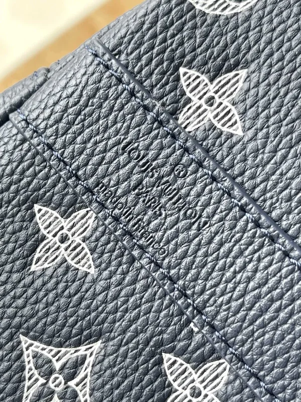 LV Keepall Bandoulière 50 Monogram Shadow 斜挎包 旅行袋-M24953：圖片 10