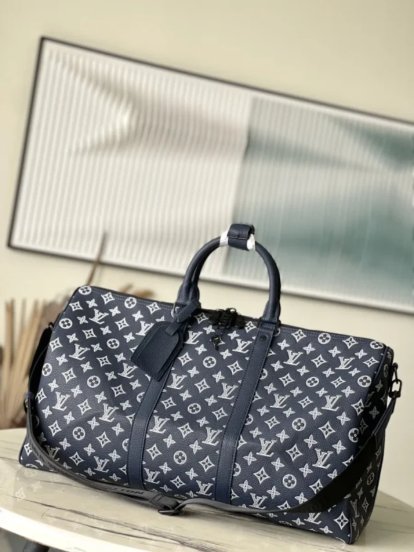 LV Keepall Bandoulière 50 Monogram Shadow 斜挎包 旅行袋-M24953：圖片 2