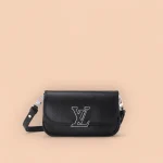 LV Buci Epi 斜背袋-M59386