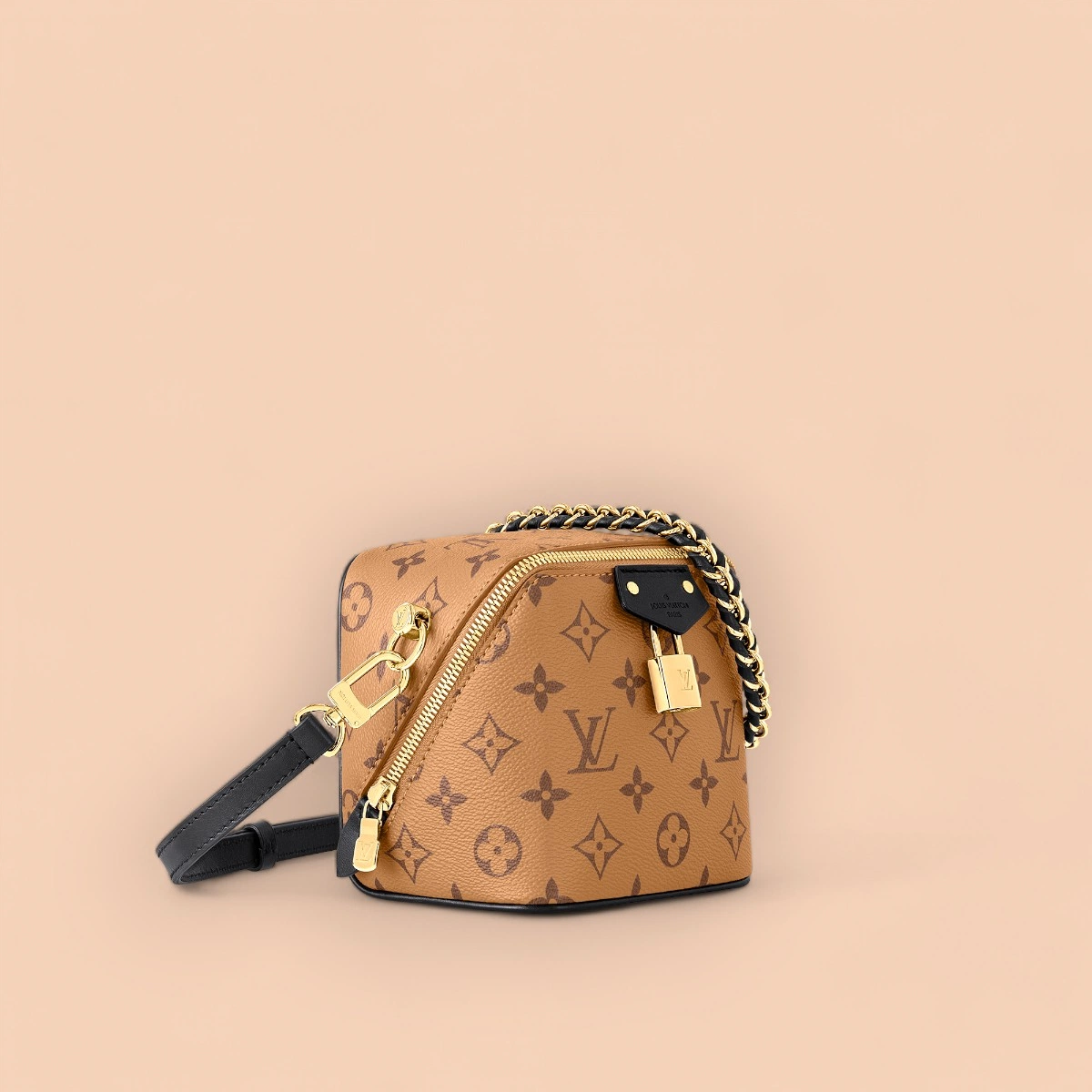 LV 港澳台地區獨家限定Just In Case Monogram-M47162