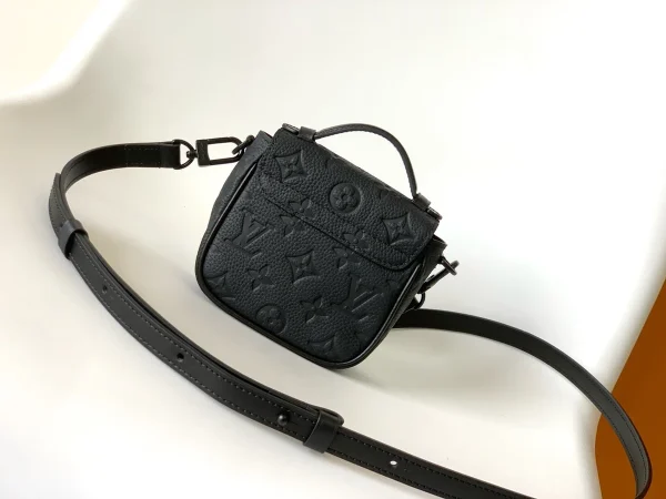 LV Pico S-Lock 男士壓花牛皮斜預袋-M83148：圖片 4