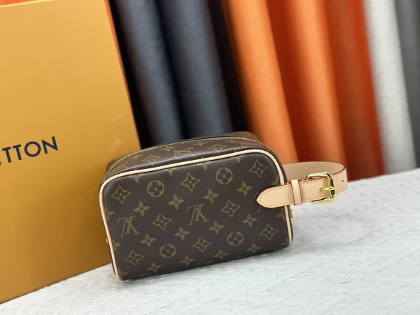 LV Locker Dopp Kit 經典老花化妝包-M83112：圖片 3
