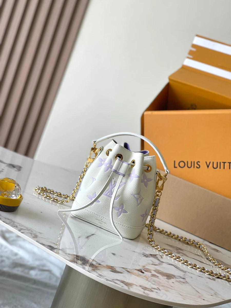 LV Nano Noé Monogram 水桶包包包-M82933 2 LV Nano Noé Monogram 水桶包包包-M82933