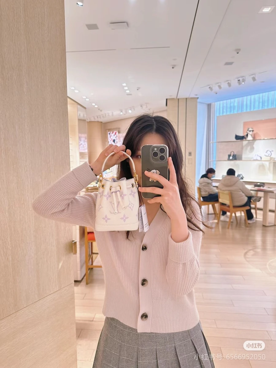 LV Nano Noé Monogram 水桶包包包-M82933 7 LV Nano Noé Monogram 水桶包包包-M82933