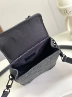 LV Nano Steamer 男士黑色壓花斜揹包-M82772：圖片 6