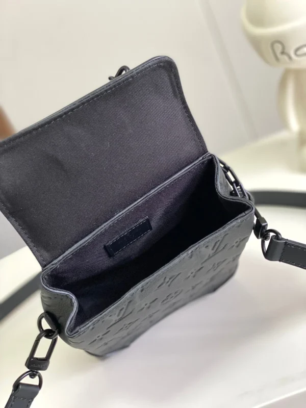LV Nano Steamer 男士黑色壓花斜揹包-M82772：圖片 6
