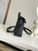 LV Nano Steamer 男士黑色壓花斜揹包-M82772：圖片 3