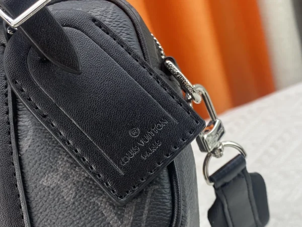 LV Nano Porte Documents Voyage 男生Monogram斜揹包 斜挎包-M82770：圖片 8