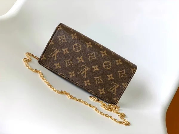 LV Wallet On Chain Lily Monogram 鏈帶錢包包包-M82509：圖片 3