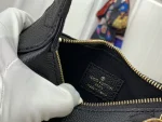 LV Mini Moon Monogram EPI 肩背袋-M82391：圖片 9