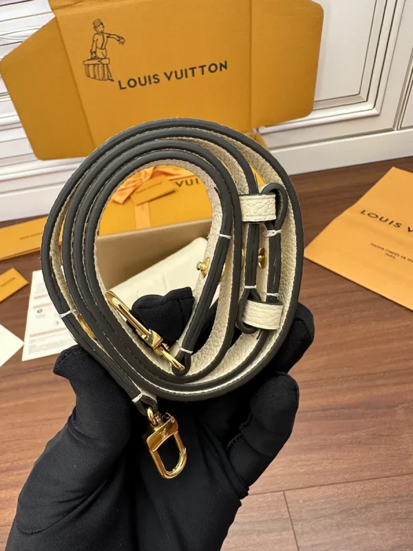 LV Wallet on Chain Ivy Monogram EPI鏈帶錢包包包-M82210：圖片 19