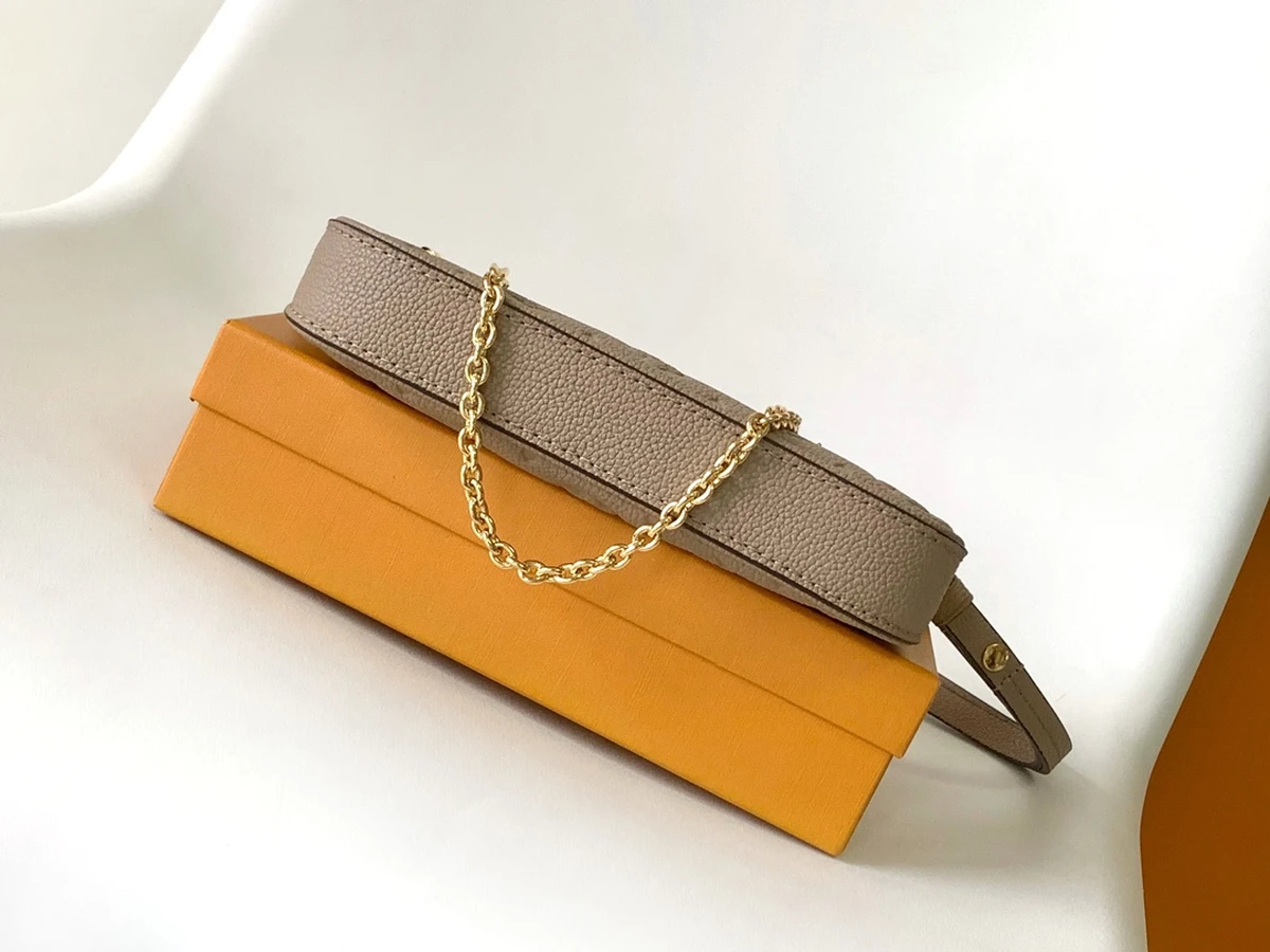 LV Easy Pouch On Strap Monogram EPI 鏈條腋下包包包-M81862 5 LV Easy Pouch On Strap Monogram EPI 鏈條腋下包包包-M81862