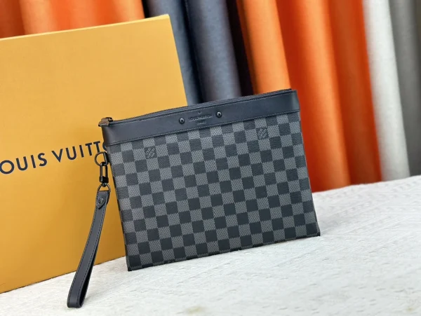 LV Pochette To-Go 黑色棋盤格nan手拿包-M81569：圖片 3