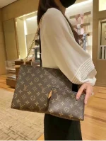 LV Toiletry Pouch On Chain Monogram 手拿包-M81412：圖片 3