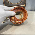 LV Loop Monogram 月亮包 鏈條包包-M81098：圖片 7