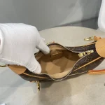 LV Loop Monogram 月亮包 鏈條包包-M81098：圖片 6
