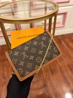 LV Dauphine Monogram 達芙妮 鏈帶包-M68746：圖片 8