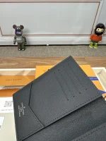 LV 男士牛皮黑花照封套 -M64501：圖片 9