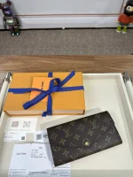 LV Sarah 長款 卡扣錢包-M60531：圖片 2