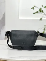LV Takeoff 男士粒面牛皮斜揹包-M57081：圖片 3