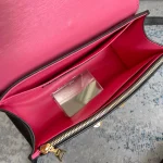 LV Twist One Handle PM Taurillon 斜挎包-M57093：圖片 13