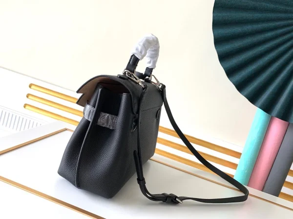 LV Lockme Ever BB 斜挎包-M53937：圖片 4