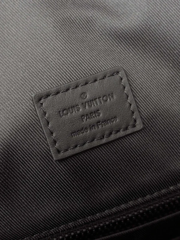 LV Christopher MM 中號牛皮男士壓花背包-M55699：圖片 11