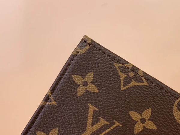 LV Trio Toilet Pouch Monogram 手拿系列 收納包-M47195：圖片 7