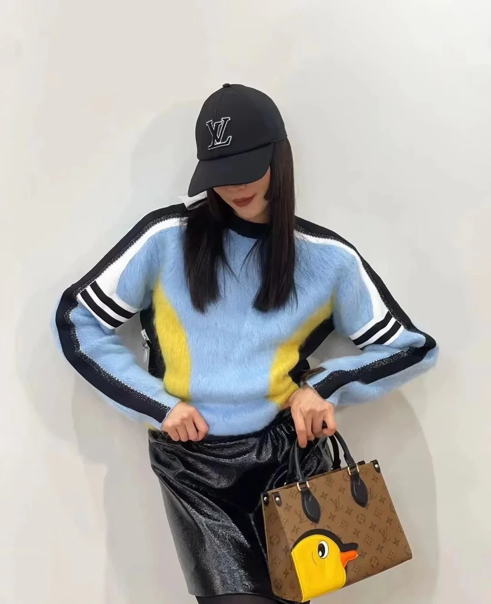 LV OnTheGo PM Monogram+趣味小鴨 雙手提托特包 -M47199 6 LV OnTheGo PM Monogram+趣味小鴨 雙手提托特包 -M47199