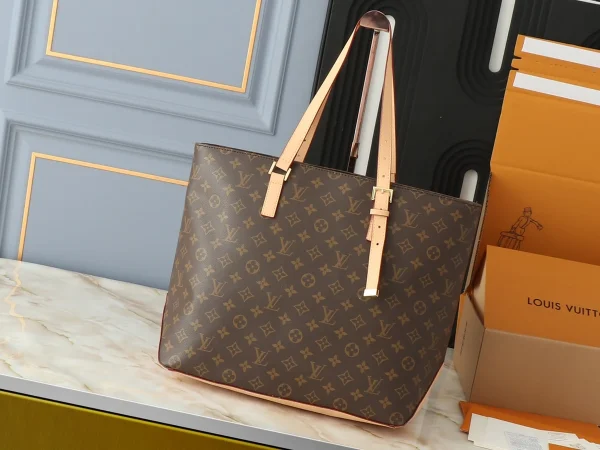 LV 2024 秋冬時裝秀系列Mezzo Monogram PM 水桶類型 購物袋-M47134：圖片 4