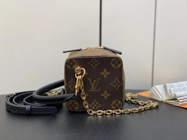 LV Dice Monogram 隨身包包-M47124：圖片 11