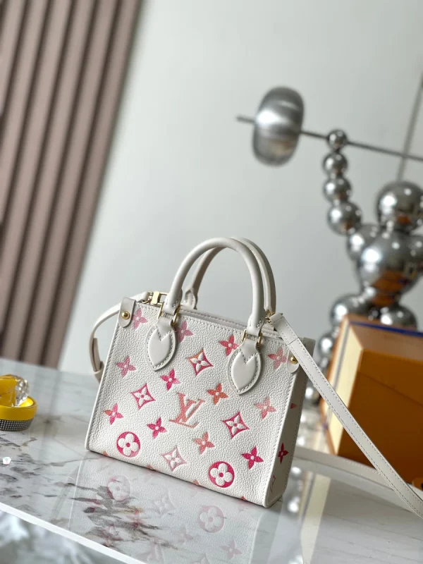 LV OnTheGo BB Monogram EPI 手提托特包購物包包-M47115：圖片 12