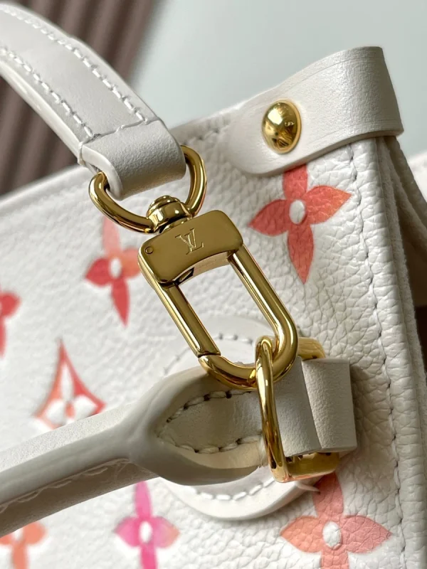 LV OnTheGo BB Monogram EPI 手提托特包購物包包-M47115：圖片 17