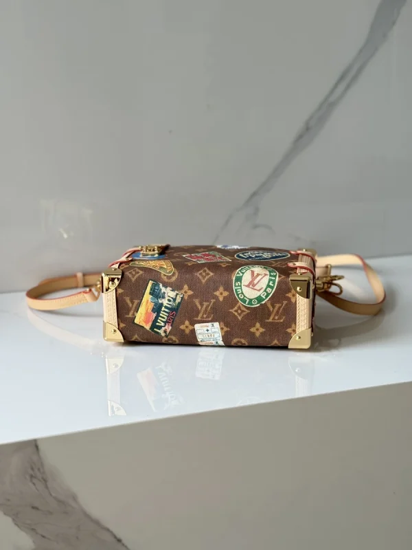 LV Flight Mode 系列Side Trunk MM Monogram 四方斜揹包-M47085：圖片 9