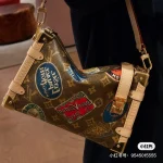 LV Flight Mode 系列Side Trunk MM Monogram 四方斜揹包-M47085：圖片 4