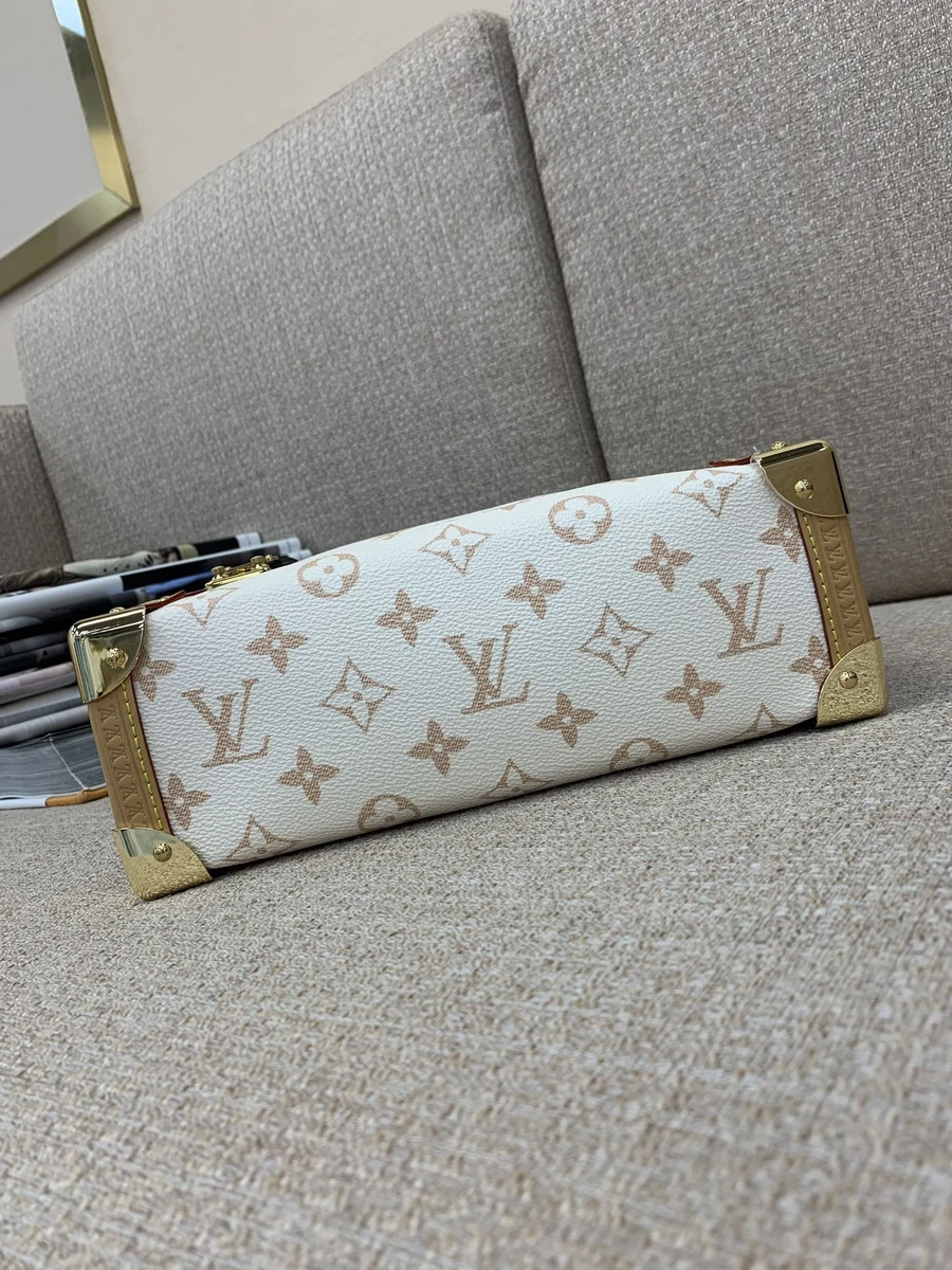 LVSide Trunk MM Monogram Dune 方盒子 鏈條包包-M46907 3 LVSide Trunk MM Monogram Dune 方盒子 鏈條包包-M46907