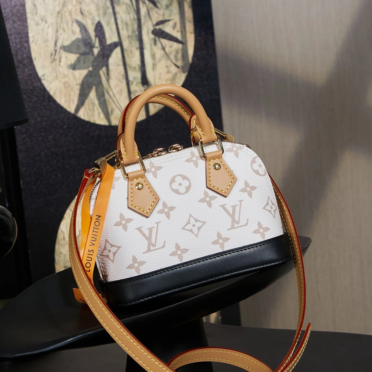 LV Nano Alma Monogram Dune 貝殼包-M46895 12 LV Nano Alma Monogram Dune 貝殼包-M46895