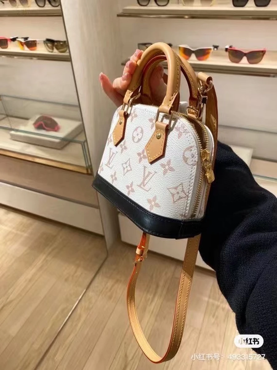 LV Nano Alma Monogram Dune 貝殼包-M46895 3 LV Nano Alma Monogram Dune 貝殼包-M46895