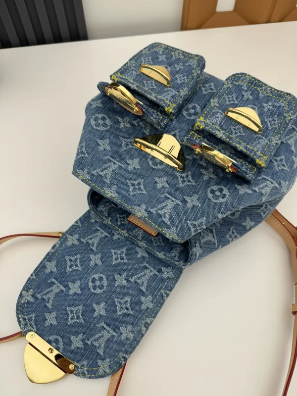 LV 新款 LV RemixVenice Monogram Denim 雙肩旅行背包 背包-M46836：圖片 9