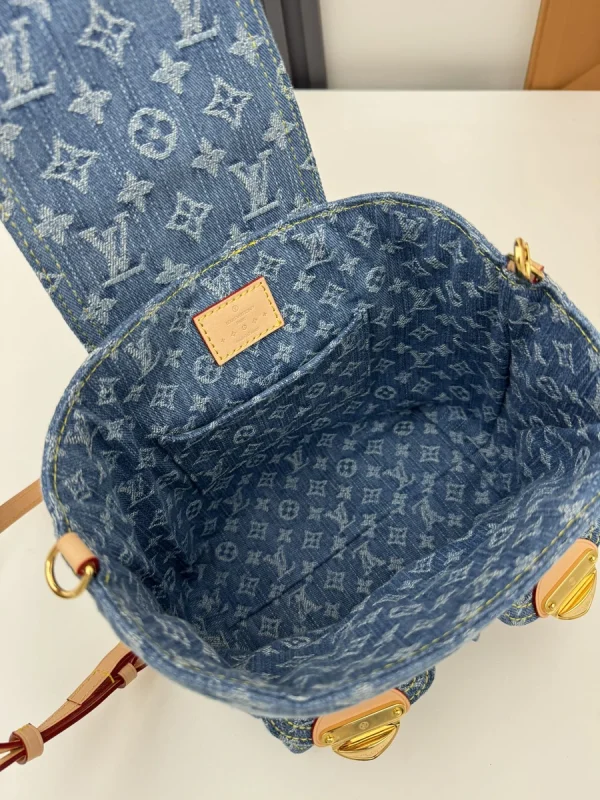 LV 新款 LV RemixVenice Monogram Denim 雙肩旅行背包 背包-M46836：圖片 10