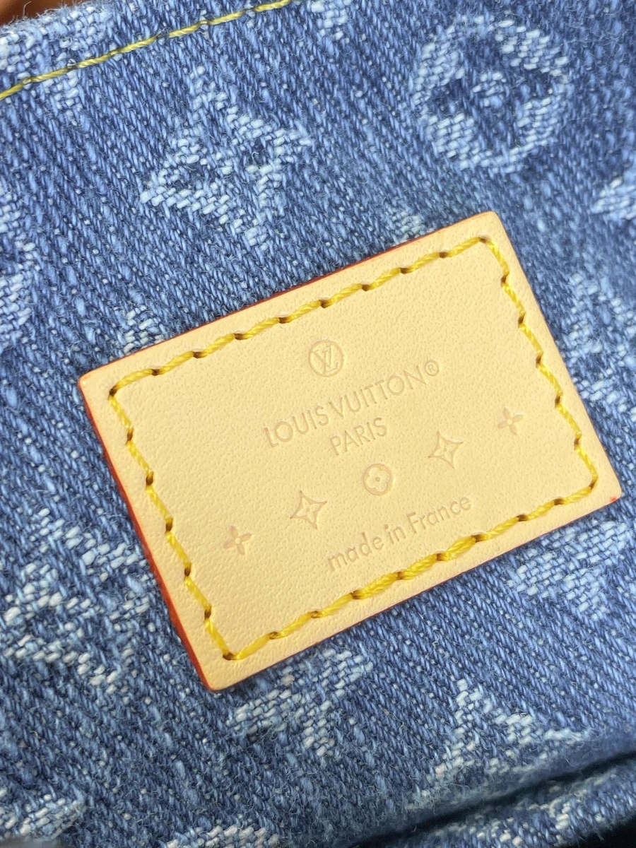 LV 新款 LV RemixVenice Monogram Denim 雙肩旅行背包 背包-M46836
