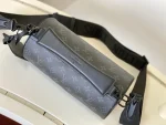 LVSoft Polochon PM 黑色印花男士圓筒包-M46796：圖片 5