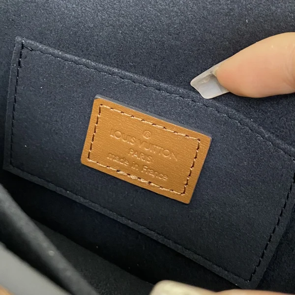 LV Dauphine East West Monogram包包-M46757：圖片 16