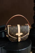 LV Saumur BB Monogram 單肩-M46740：圖片 2