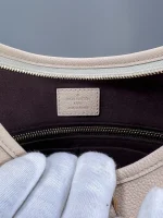 LV CarryAll PM Monogram Empreinte 單肩 媽媽包包-M46293：圖片 13