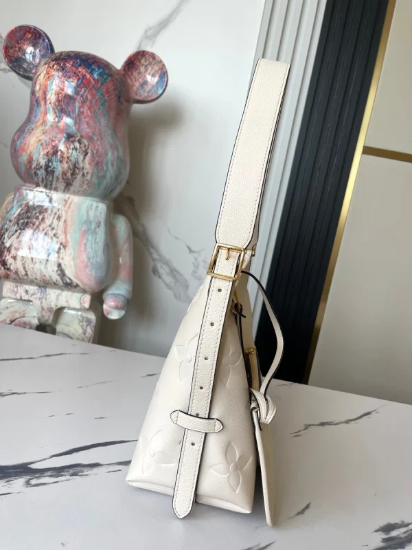 LV CarryAll PM Monogram Empreinte 單肩 媽媽包包-M46293：圖片 5